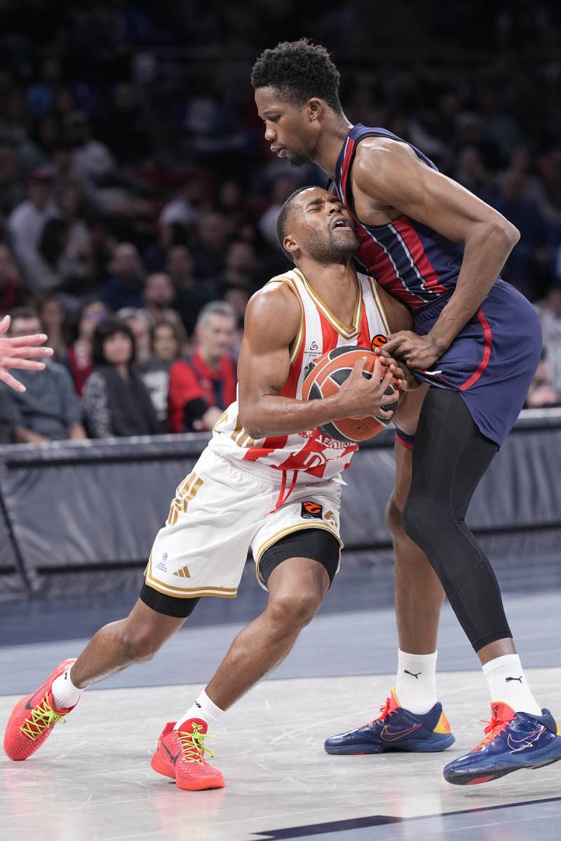 Džered Batler u prodoru na meču Baskonija Zvezda