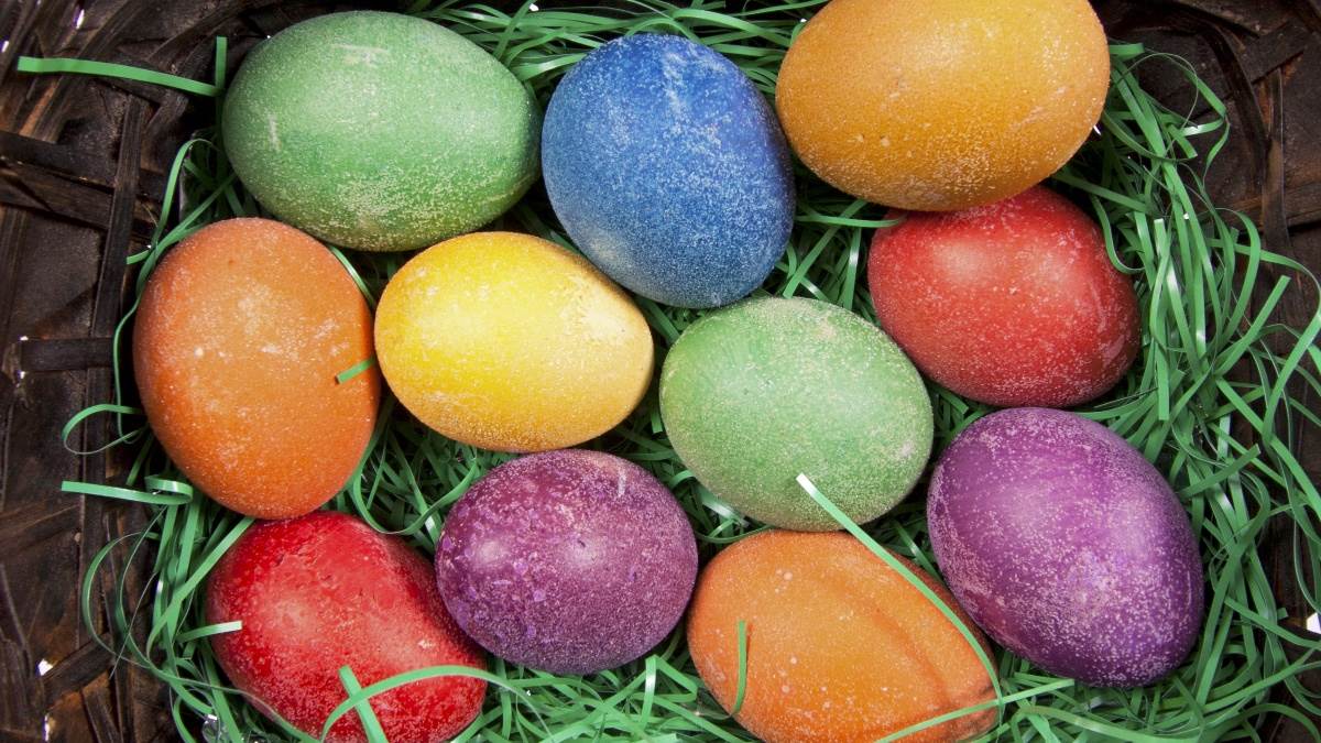 Farbanje jaja sa solju