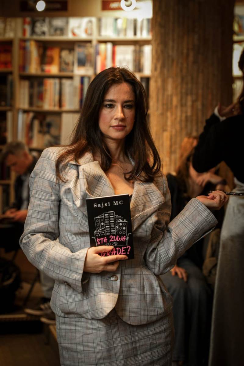 Sajsi Mc promocija knjige Šta žulja zgrade (20).jpg