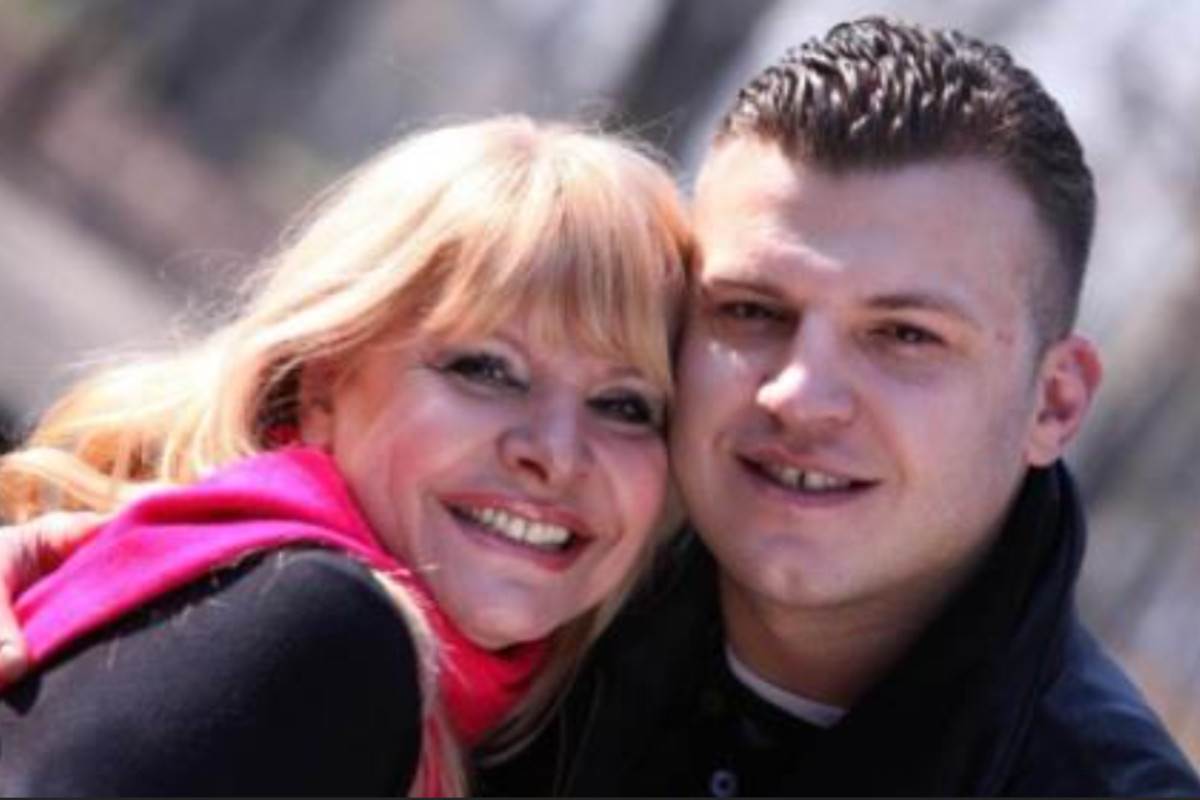 Hanka Paldum Mirzad Mrkić sin.jpg