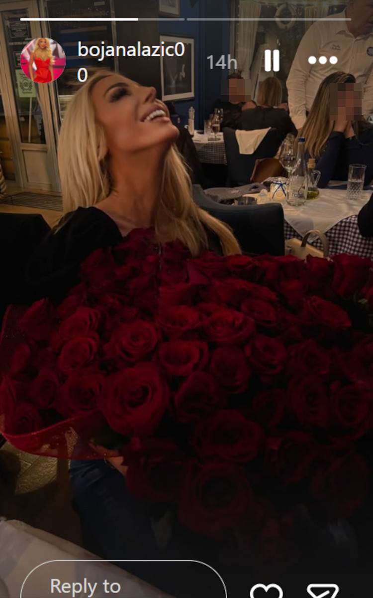 Bojana Lazić buket ruža.jpg