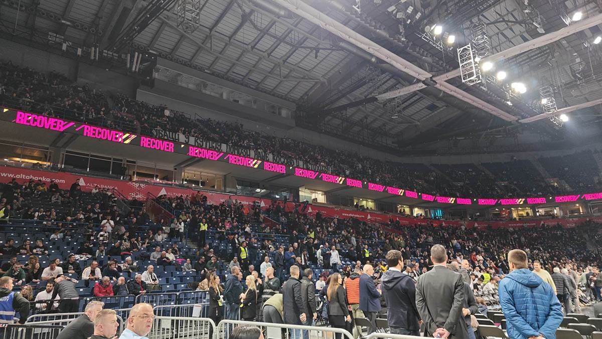 Beogradska arena pred meč Parizan - Valensija (2).jpg