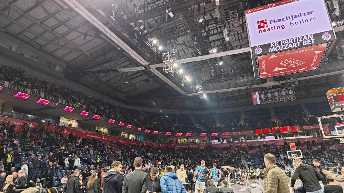 Beogradska arena pred meč Parizan - Valensija (6).jpg