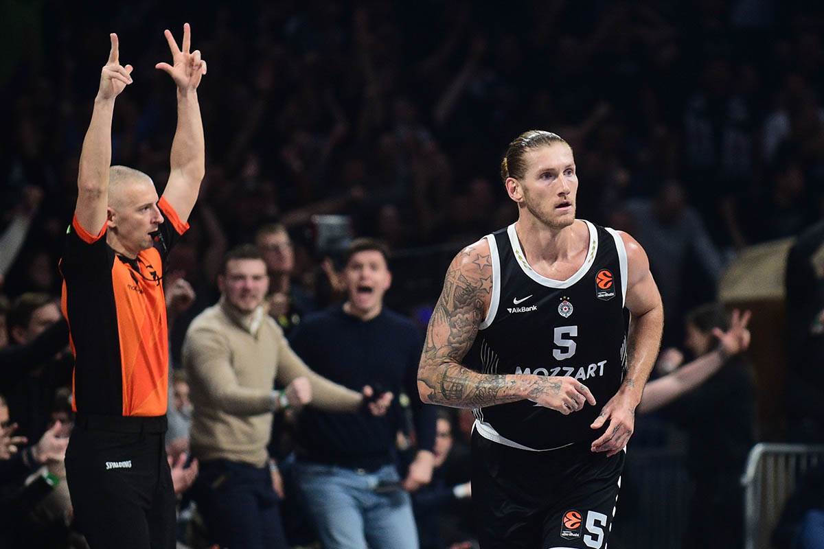 Partizan - Valensija  (1).jpg