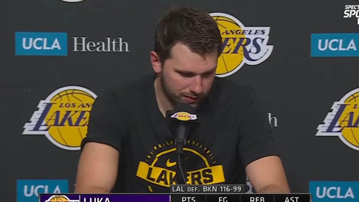 Luka Dončić (7).jpg