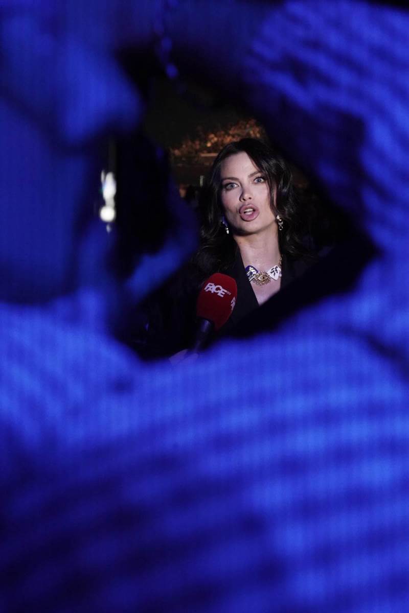 Milica Pavlović na koncertu Zdravka Čolića u Sarajevu (5).jpg