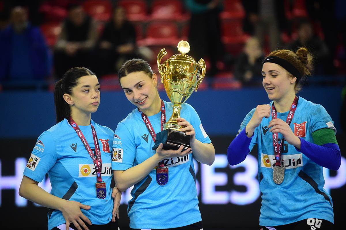 Rukometašice Crvena zvezda - Bor (24).jpg