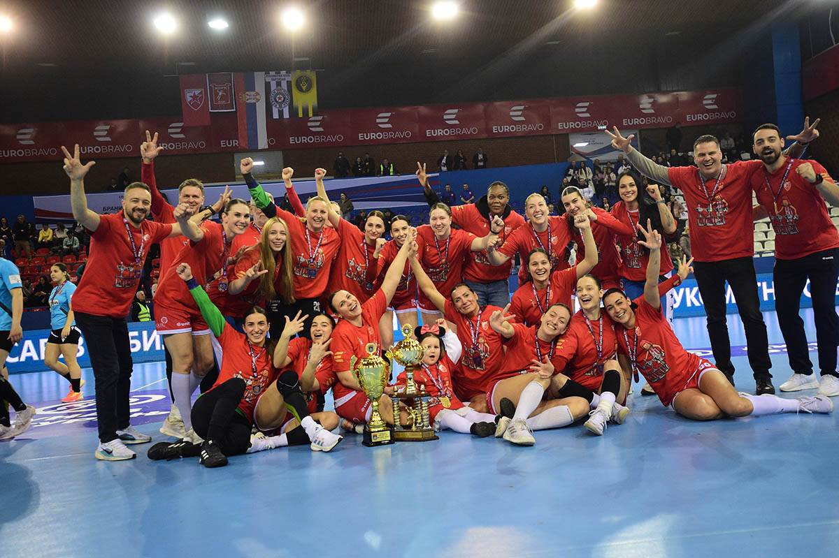 Rukometašice Crvena zvezda - Bor (30).jpg