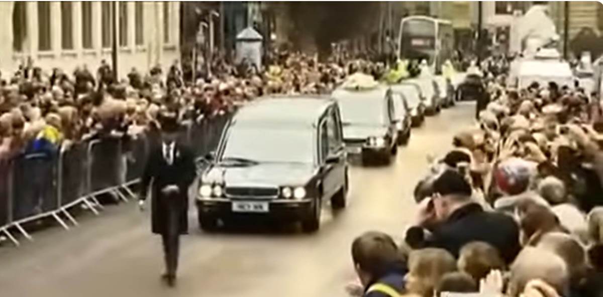 Džimi Sejvil 2.jpg