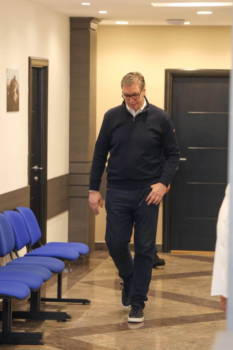 Srpska napredna stranka 10.jpg