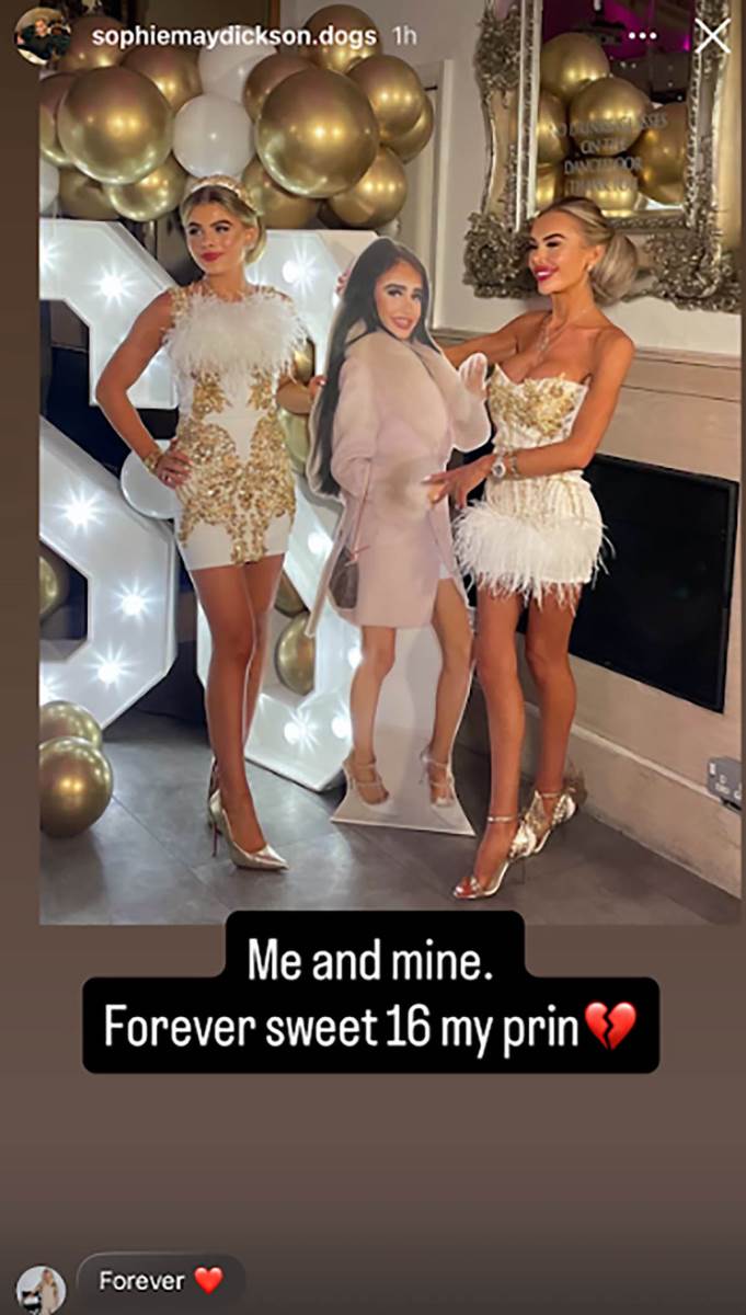 Influenserka sahrana majka