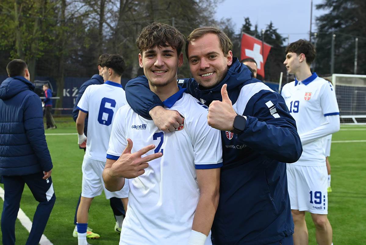 mladi fudbaler U17 Srbije (1).jpg