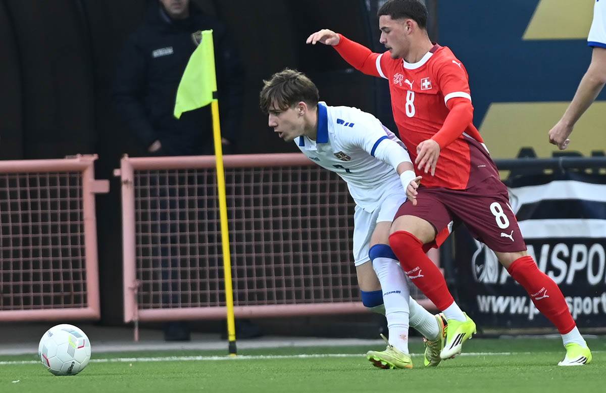 Mladi fudbaler U17 Srbije (5).jpg