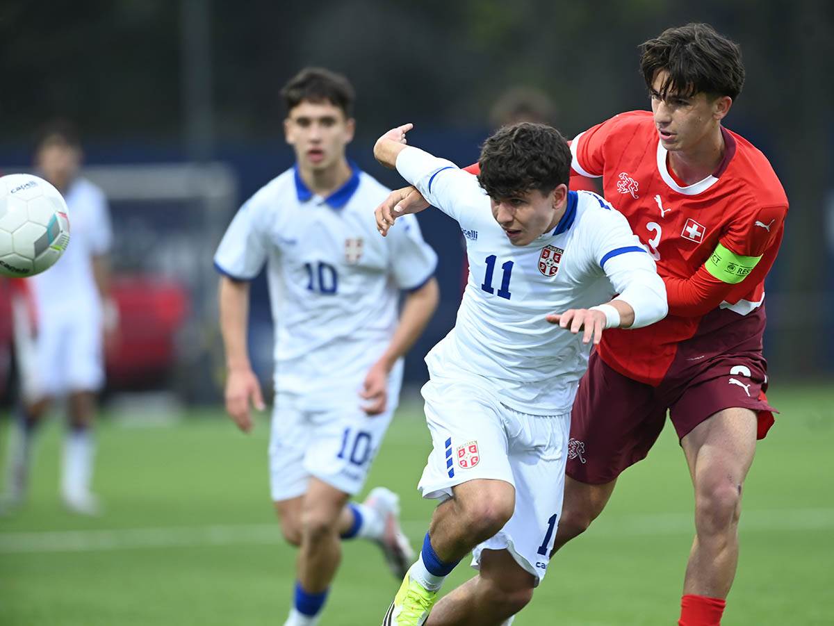 Mladi fudbaler U17 Srbije (7).jpg