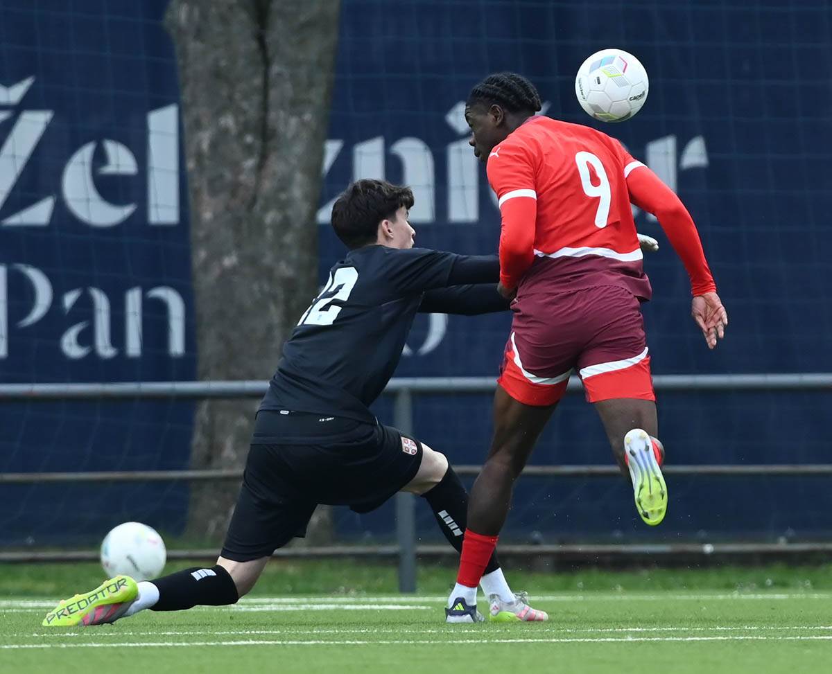 Mladi fudbaler U17 Srbije (10).jpg