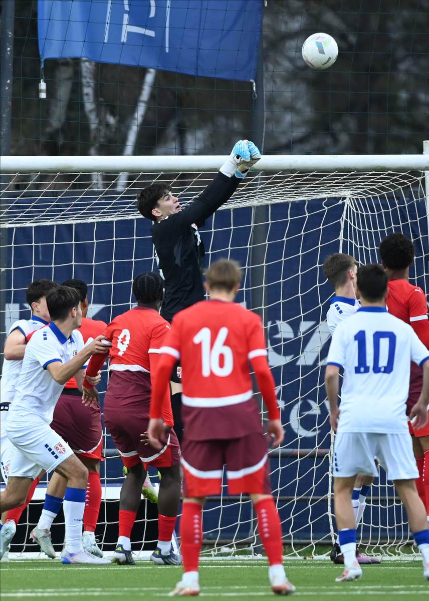 Mladi fudbaler U17 Srbije (19).jpg