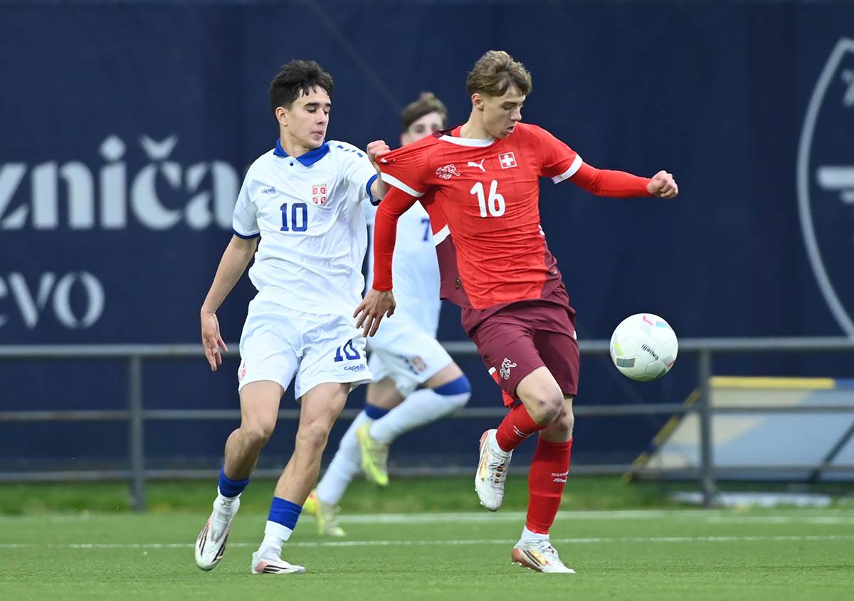 Mladi fudbaler U17 Srbije (20).jpg