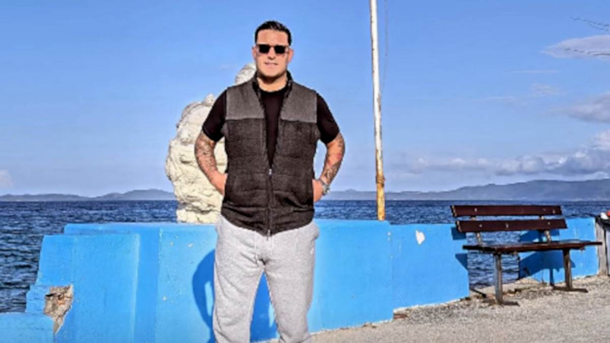 Darko Lazić Sveta Gora naslovna.jpg