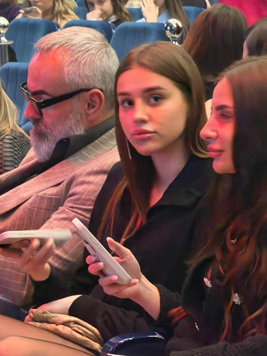 Lara Čolić na koncertu Jakova Jozinovica Snimili smo Colinu naslednicu u prvom redu (2).jpg