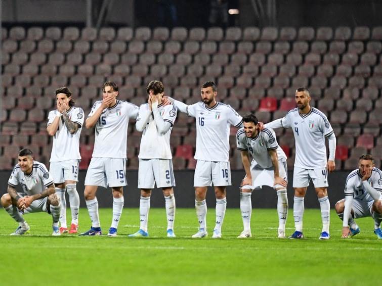 Reprezentacija Italije tuguje na Bilinom polju u Zenici.