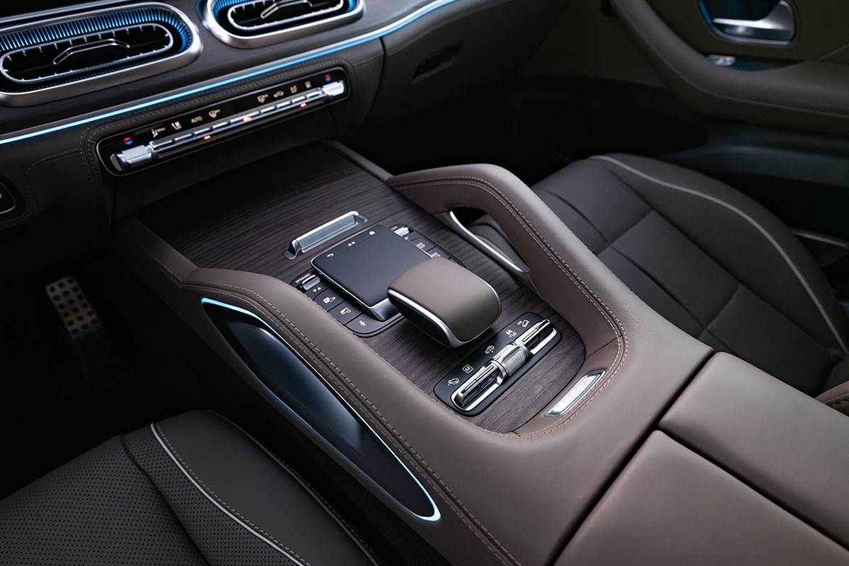 Mercedes-Benz GLS -S-klasa (14).jpg