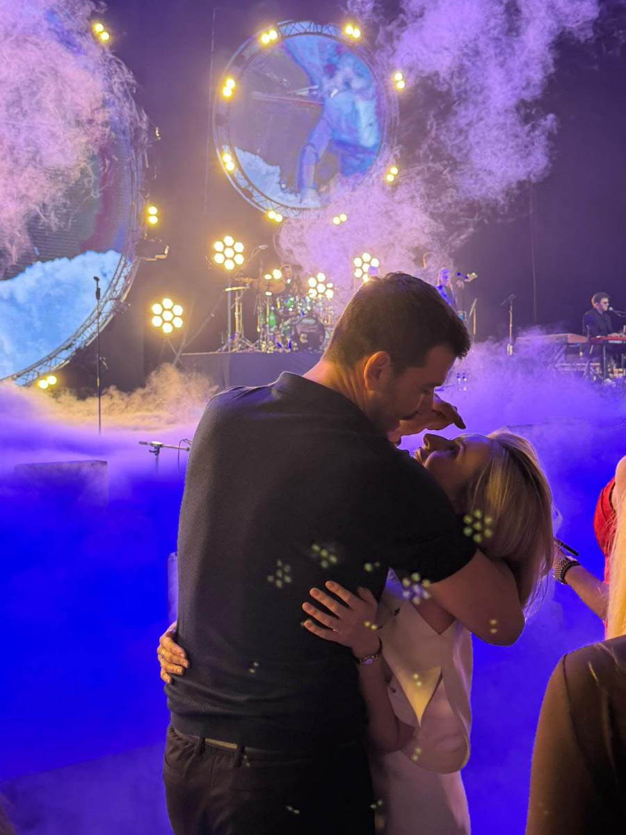 Anđelku Žugić muž ne ispušta Ljube se i igraju na koncertu Jakova Jozinovića