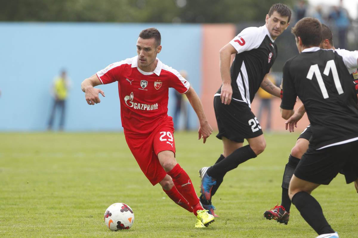 Marko Vešović Crvena Zvezda (1).jpg