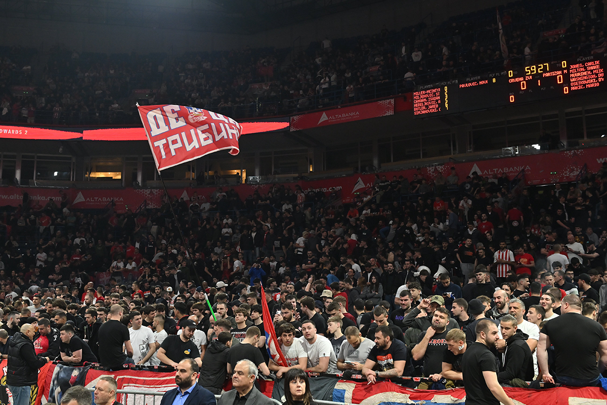 KK Crvena zvezda Partizan derbi (1).png