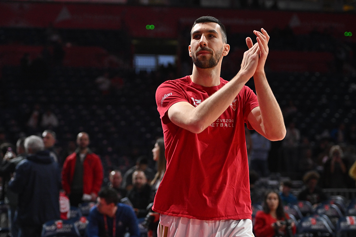 KK Crvena zvezda Partizan derbi (8).png