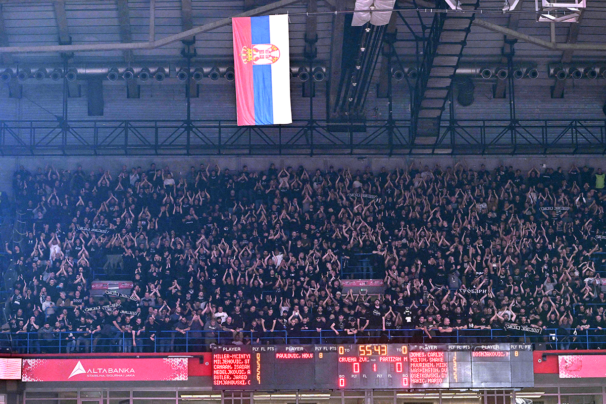 KK Crvena zvezda Partizan derbi (14).png