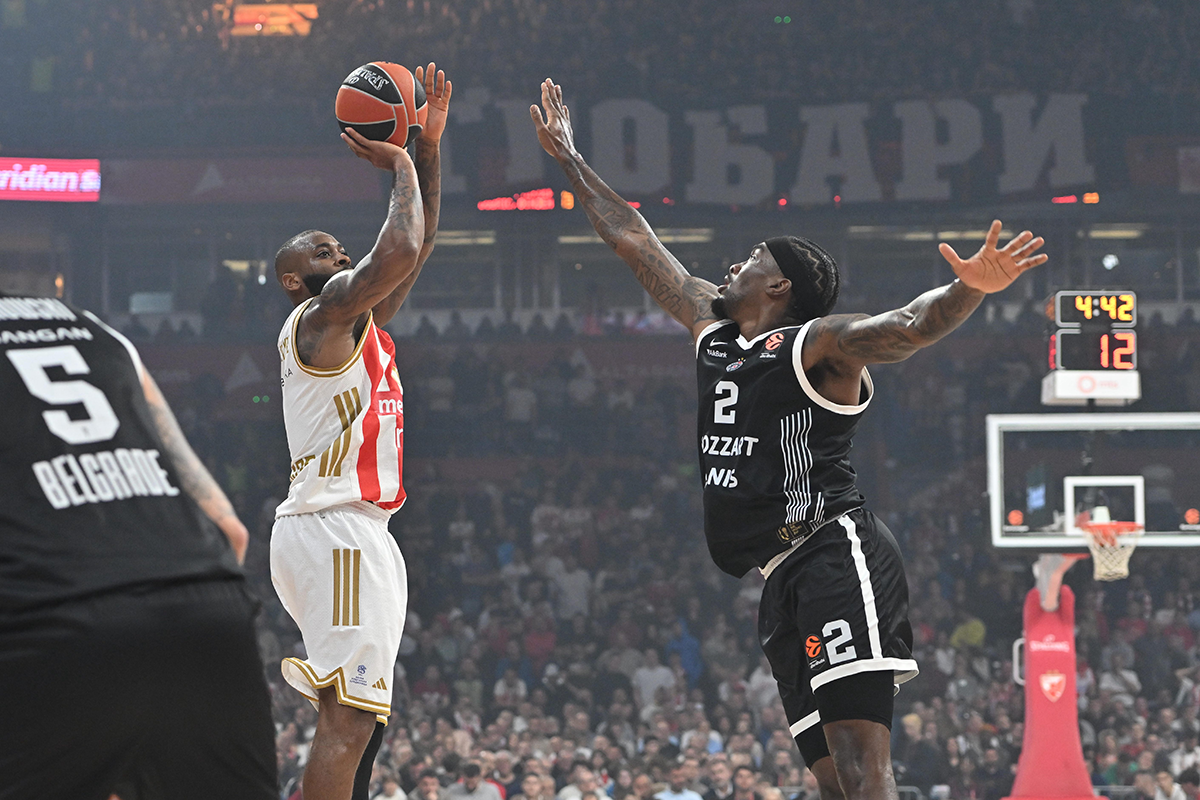 Crvena zvezda - Partizan (9).png