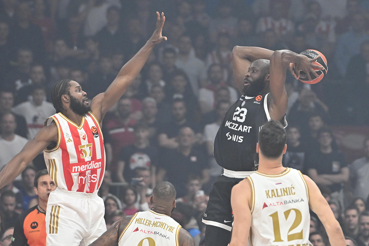 Crvena zvezda - Partizan (14).png