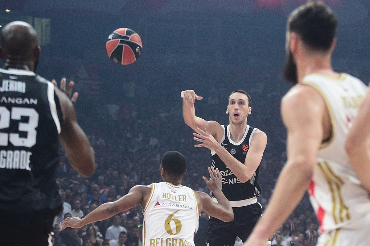 Zvezda vs Partizan (3).png