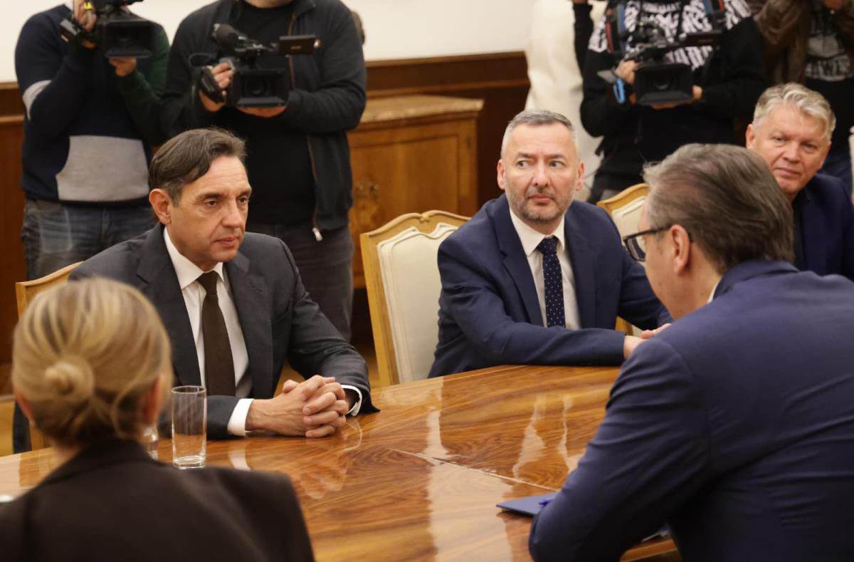 Konsultacije Aleksandra Vučića sa predstavnicima stranaka (9).jpg