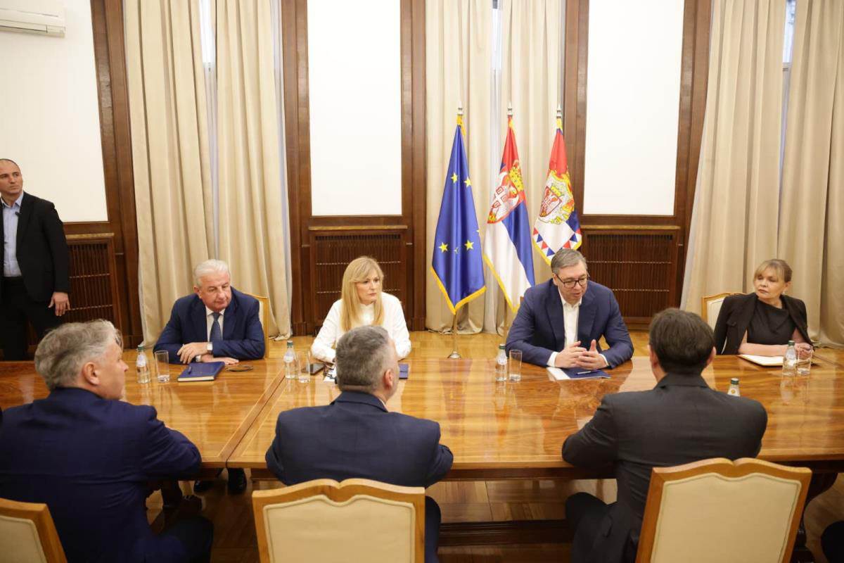 Konsultacije Aleksandra Vučića sa predstavnicima stranaka (11).jpg