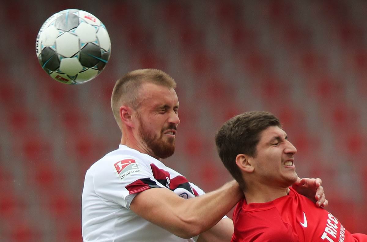 Vitaly Janelt (1).jpg