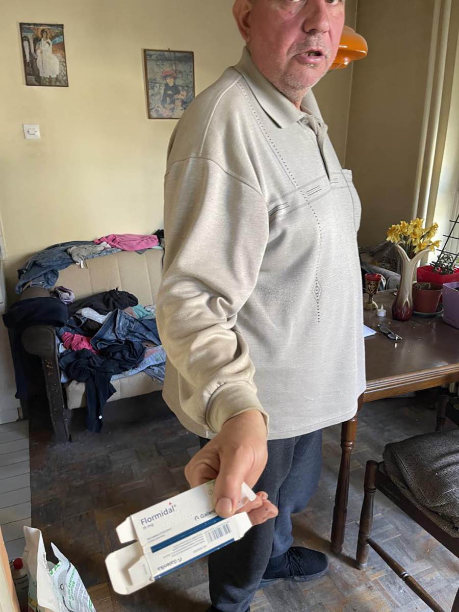 Kristijan Golubović pomaže dečku Stele Savić (5).jpg