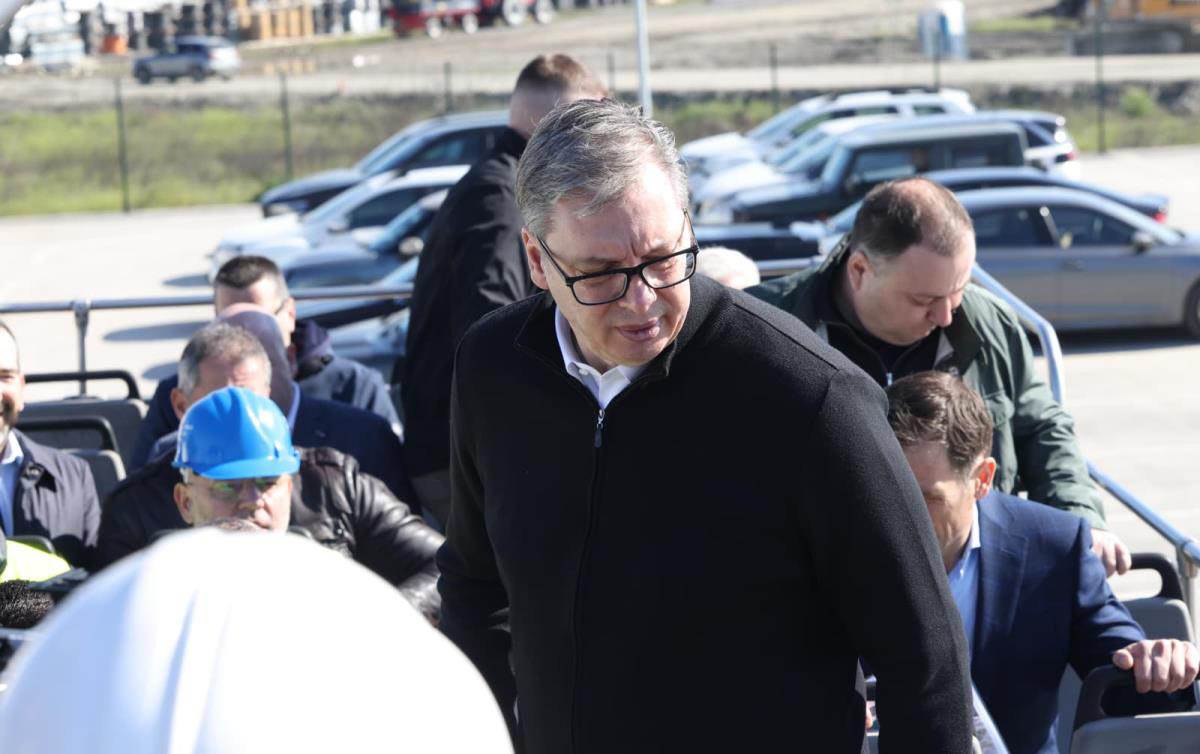 Vučić obilazi gradilište EXPO 2027 (14).jpg