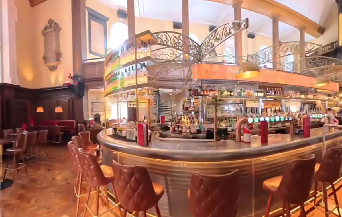 restoran u crkvi Dablin