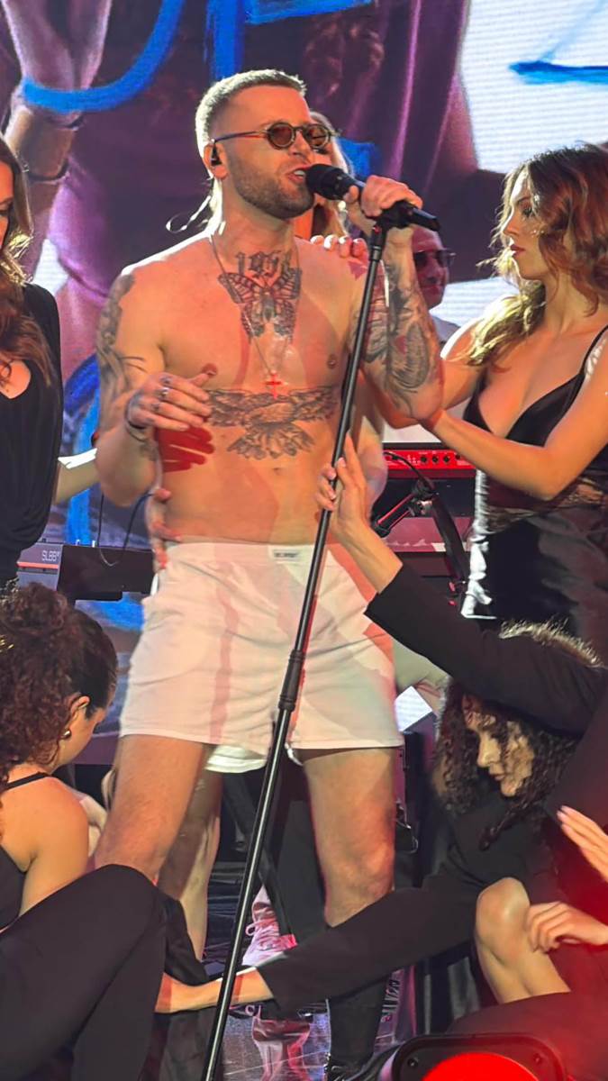 Vlada iz Magla benda se skinuo na bini (3).jpg