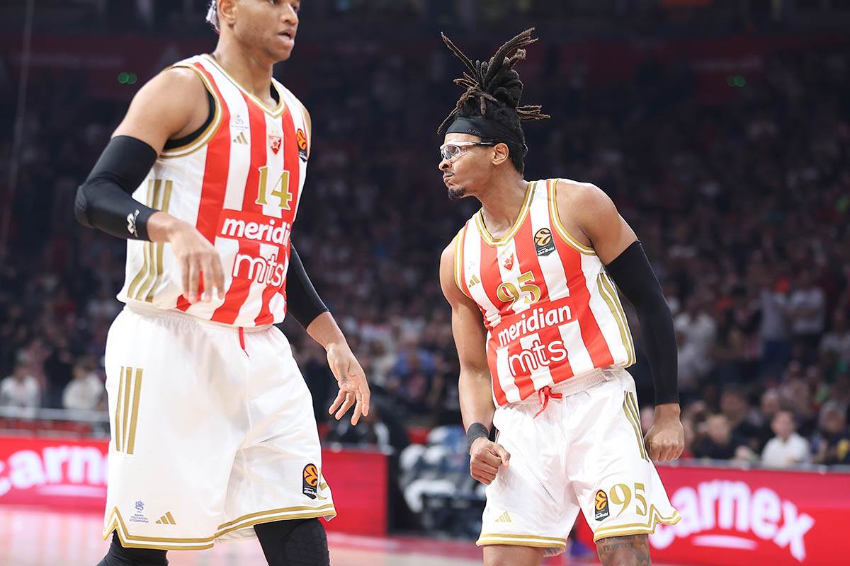 Crvena zvezda - Pariz (14).jpg