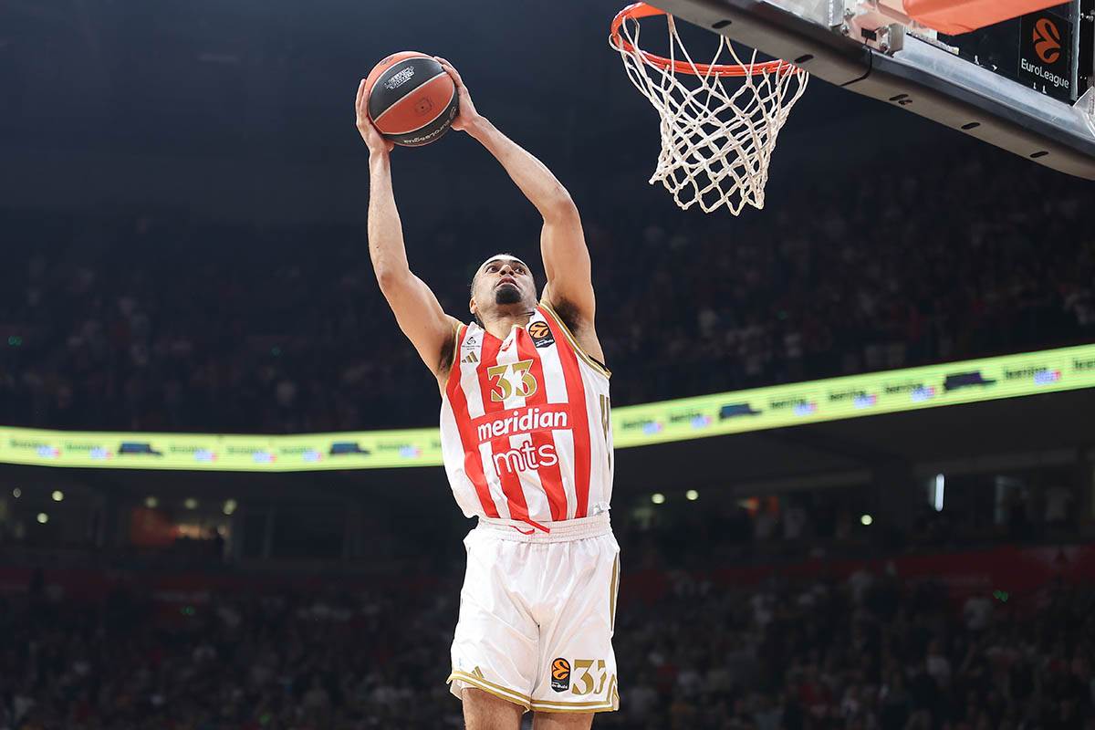 Crvena zvezda - Pariz (15).jpg