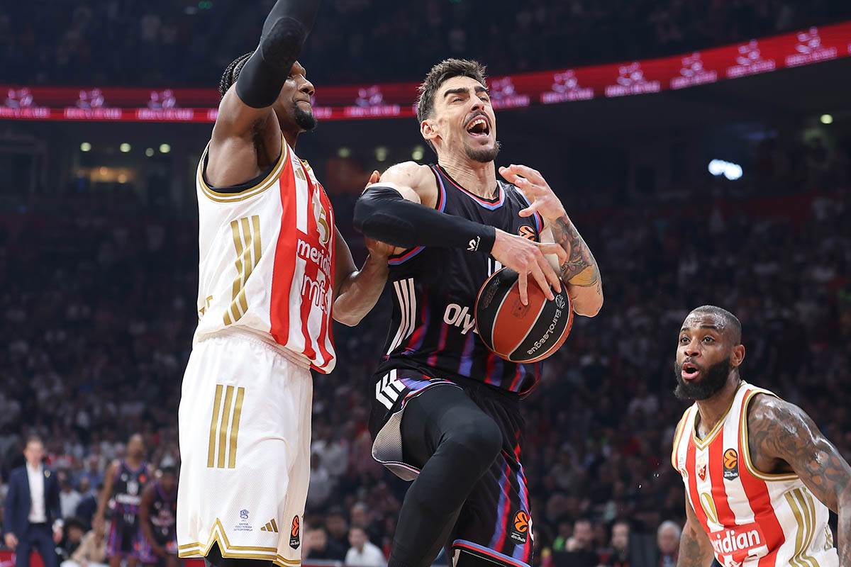 Crvena zvezda vs Pariz (22).jpg