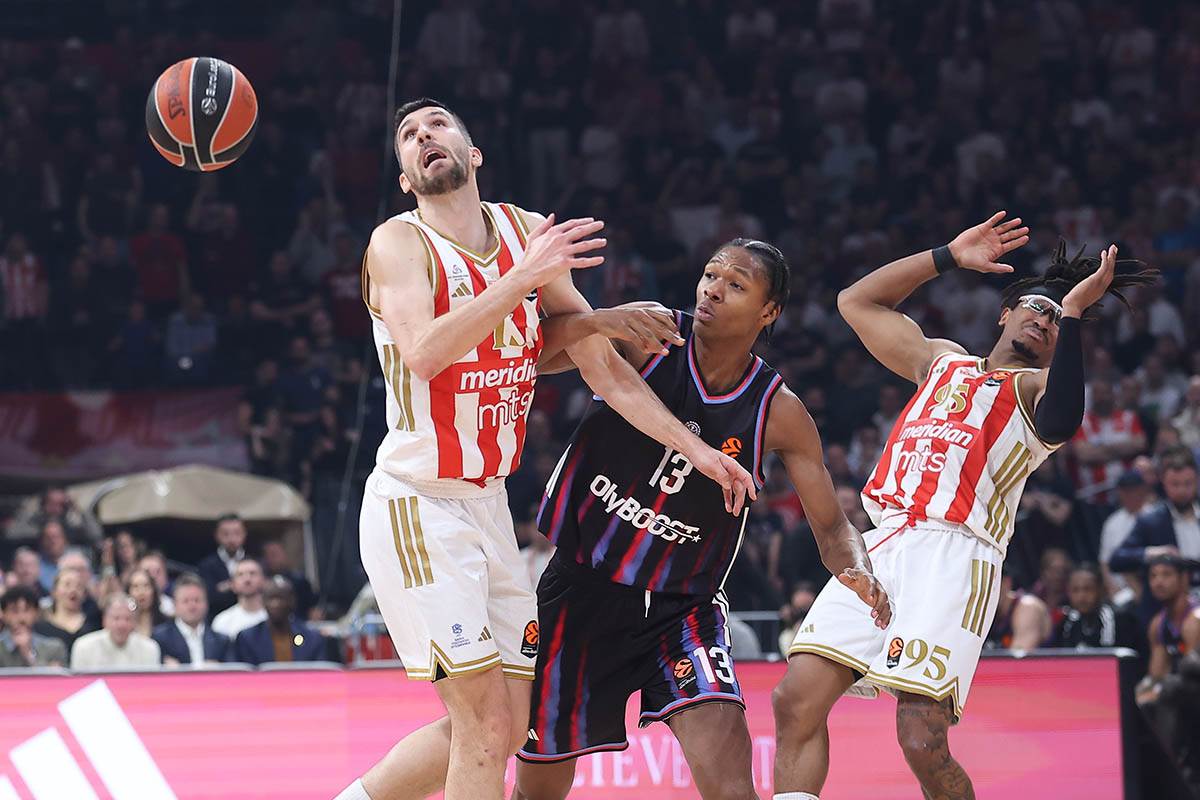 Crvena zvezda vs Pariz (26).jpg