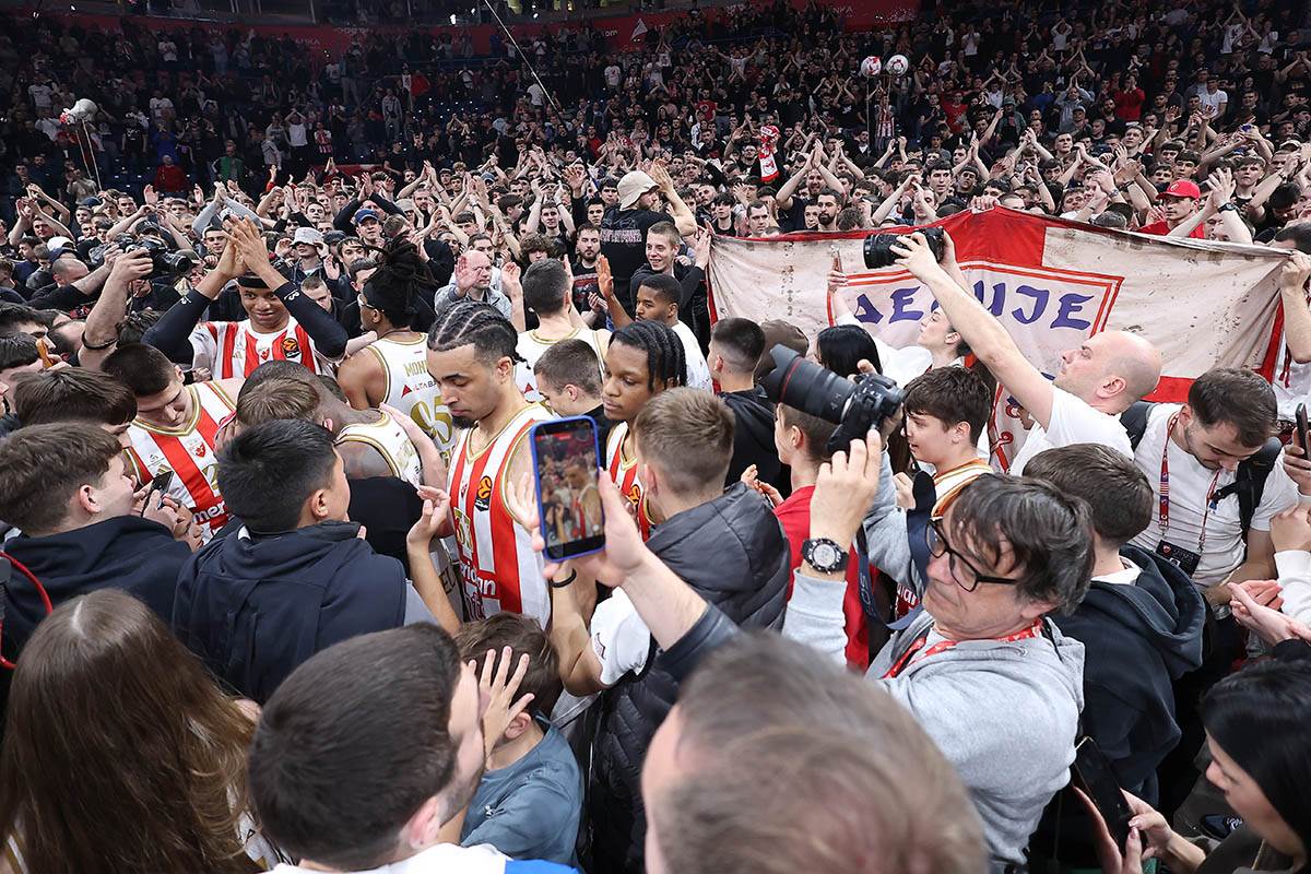 Pariz - Crvena zvezda (1).jpg