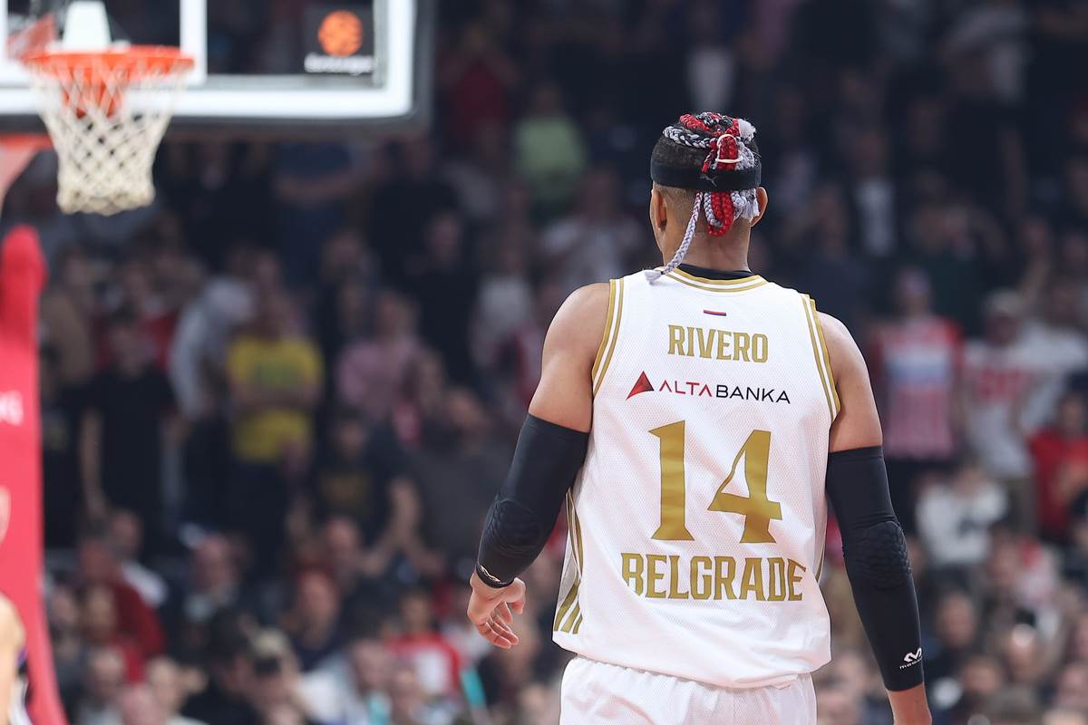 Hasijel Rivero na meču Crvene zvezde i Pariza