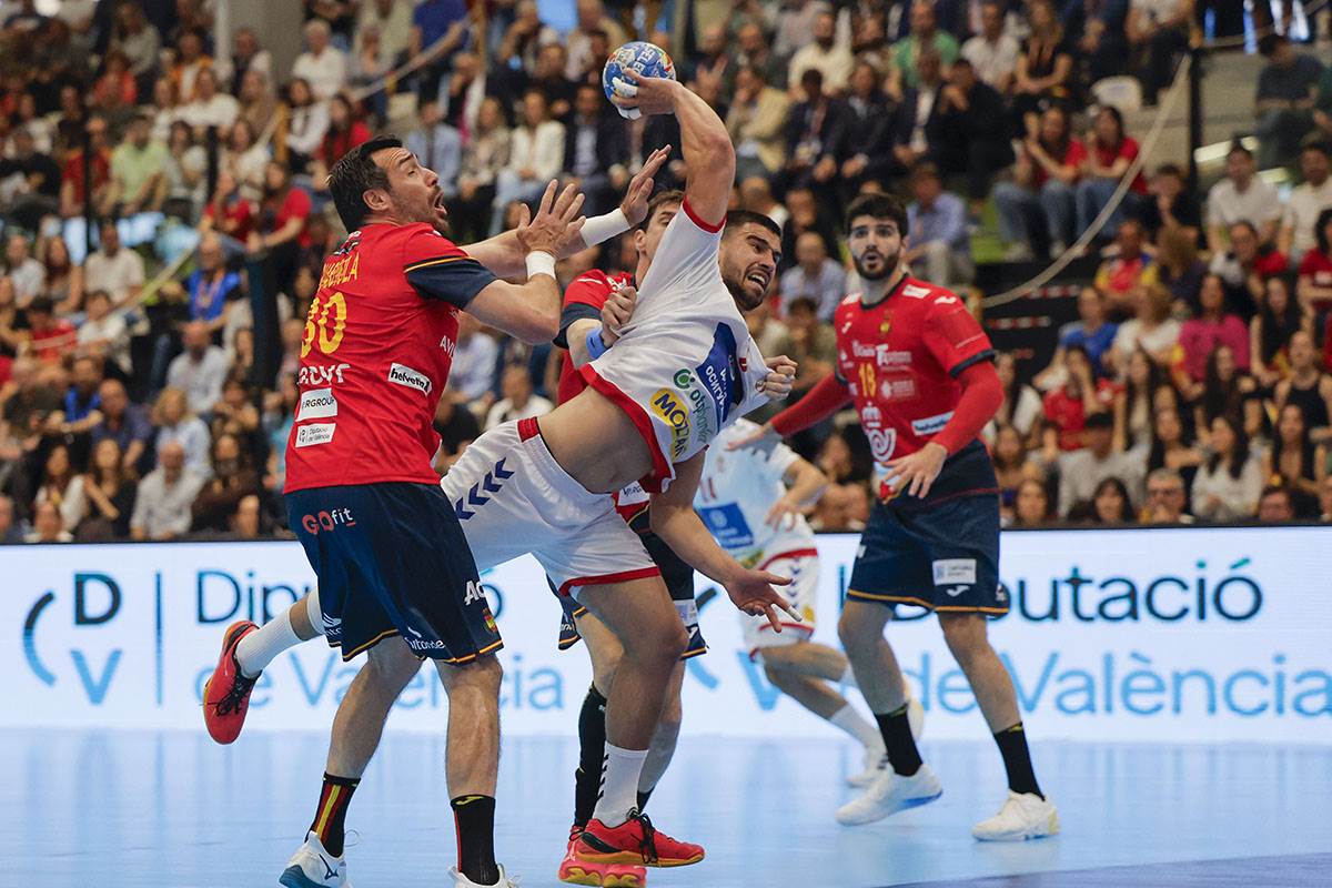 Milos Kos rukomet (4).jpg