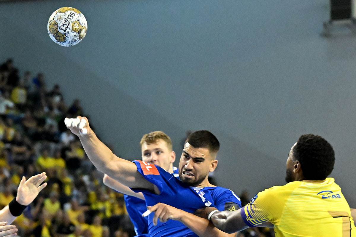 Milos Kos rukomet (6).jpg