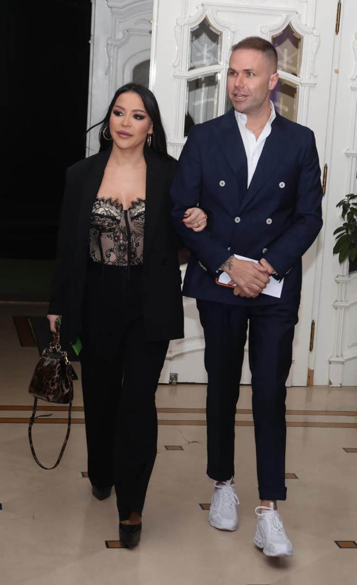 Danijela Karić proslavlja sinu 18. rođendan (18).jpg