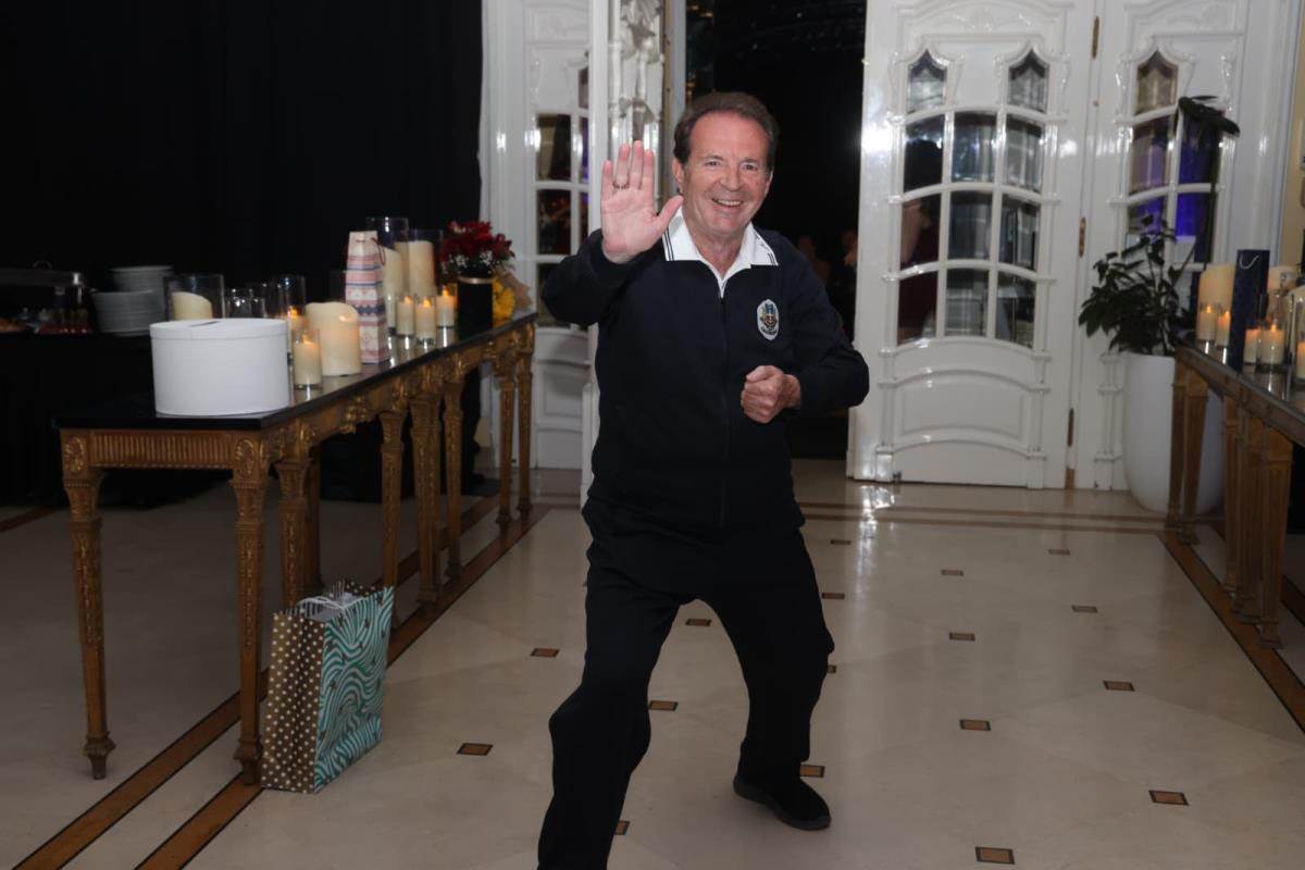 Danijela Karić proslavlja sinu 18. rođendan (21).jpg